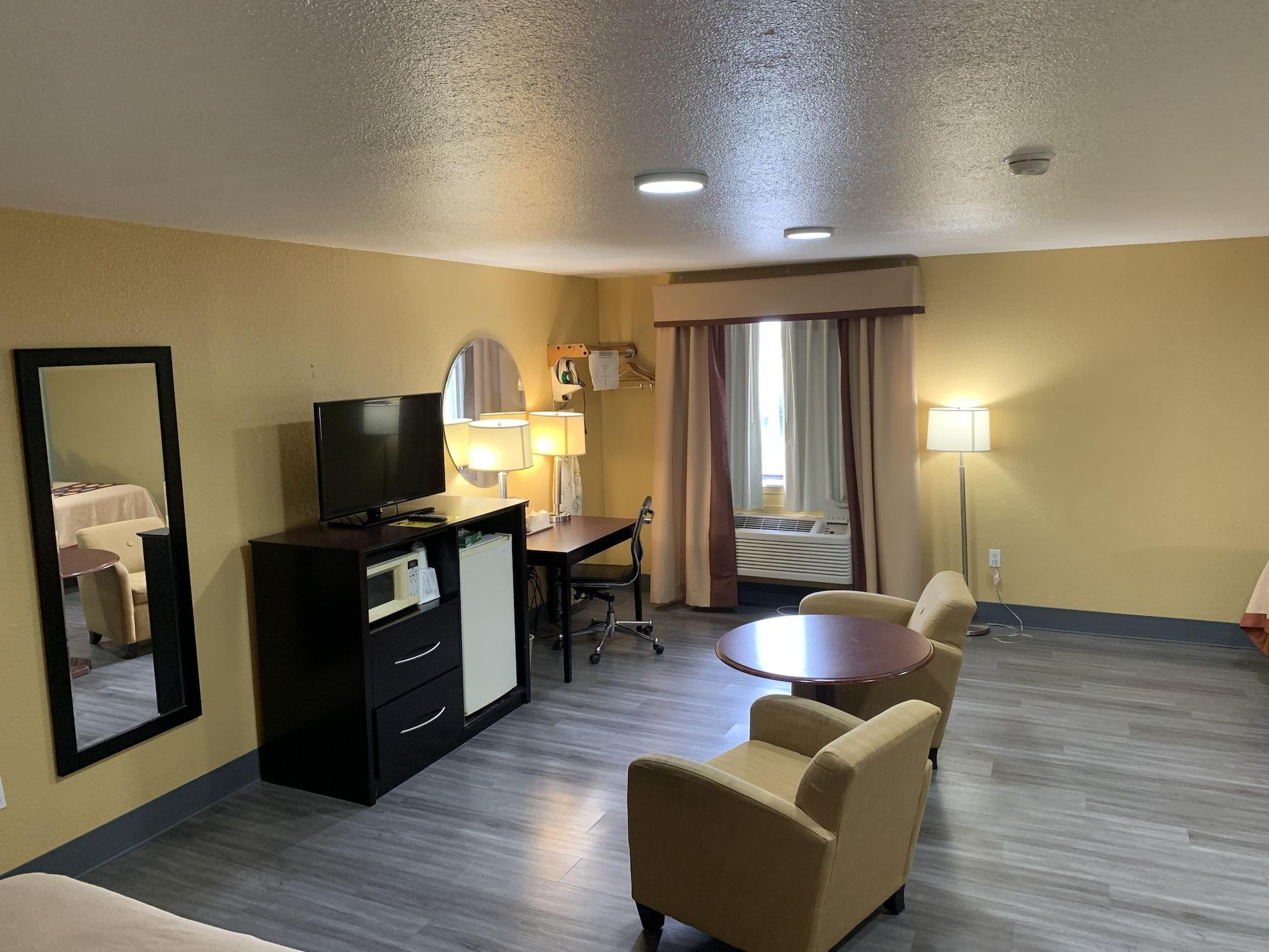 Super 8 By Wyndham Richmond Hotel Екстериор снимка